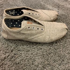 Tom's no lace slip on grey 6.5